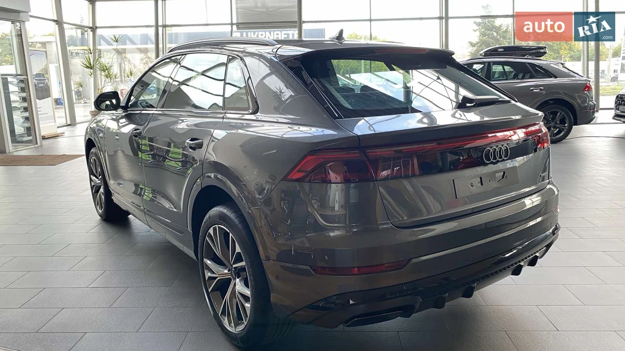 Audi-5