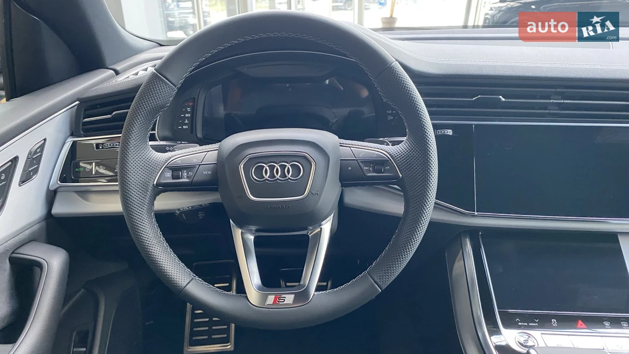 Audi-18
