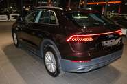 Audi Q8 Basis