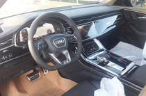 Audi Q8 S-Line