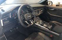 Audi Q8 S-Line