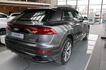 Audi Q8 S-Line