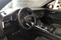 Audi Q8 S-Line