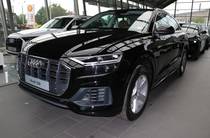 Audi Q8 Basis