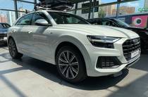 Audi Q8 S-Line