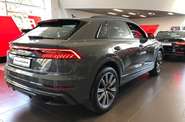 Audi Q8 S-Line