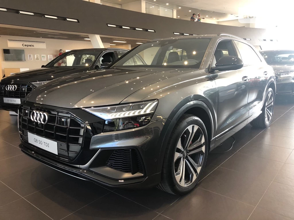 Audi Q8 S-Line