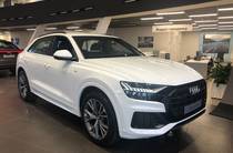 Audi Q8 S-Line