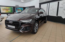 Audi Q8 S-Line