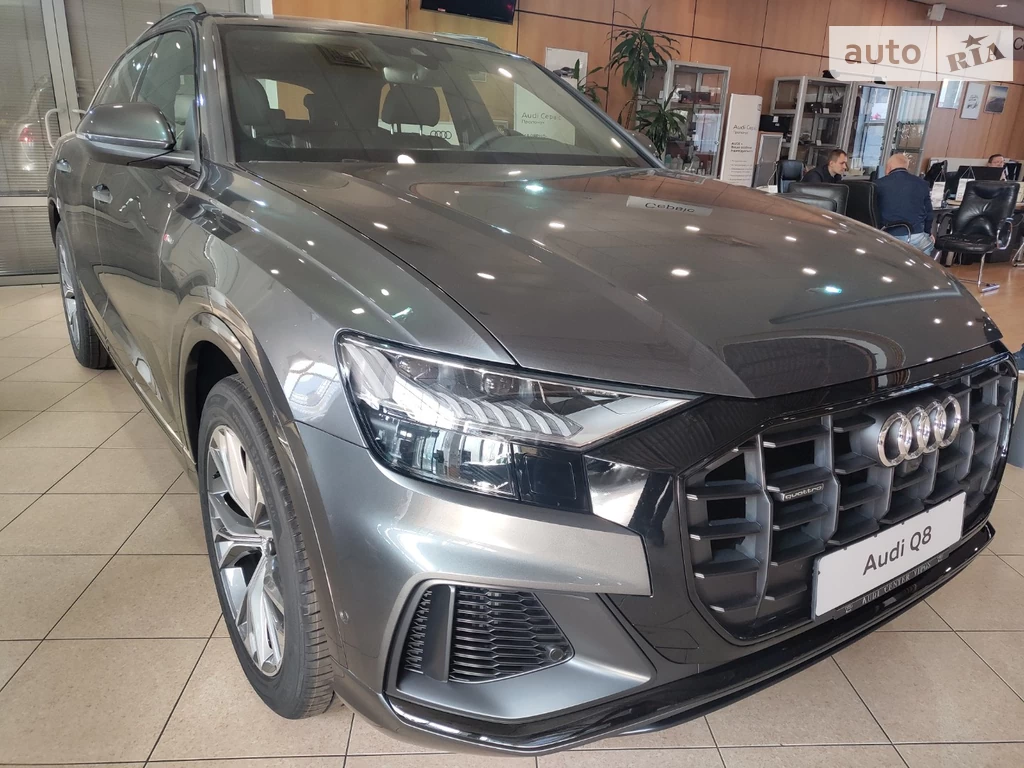 Audi Q8 S-Line