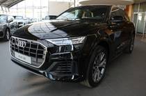 Audi Q8 S-Line