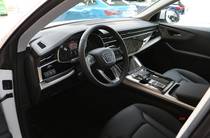 Audi Q8 Basis