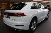 Audi Q8 Basis