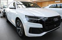 Audi Q8 S-Line