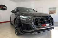 Audi RS Q8 Base