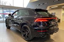 Audi RS Q8 Base