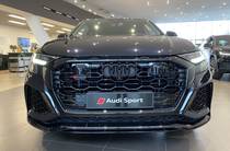 Audi RS Q8 Base