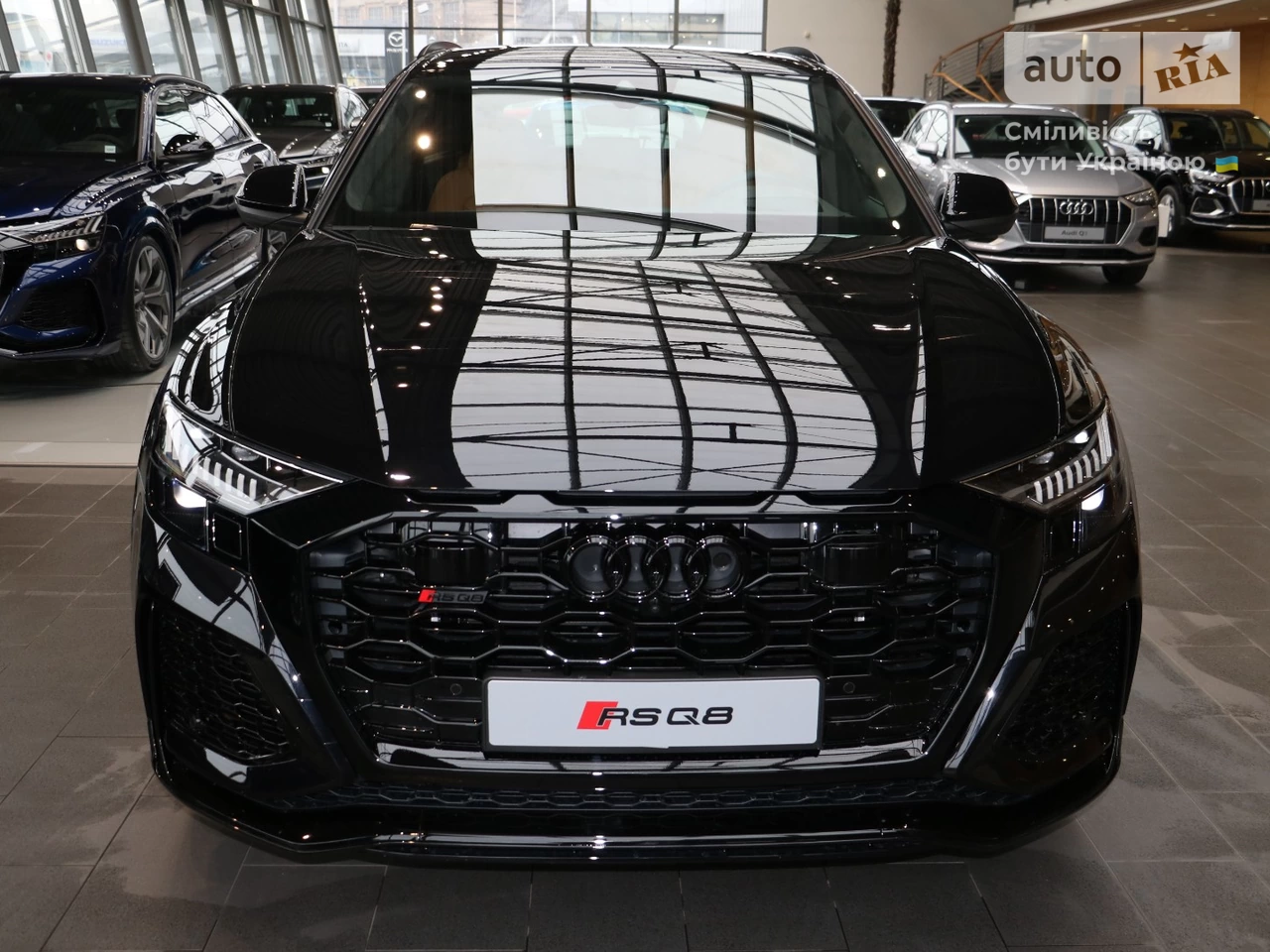 Audi RS Q8 Base