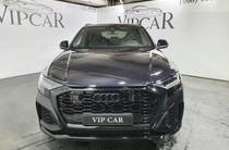 Audi RS Q8 Base