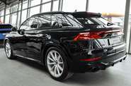 Audi RS Q8 Base