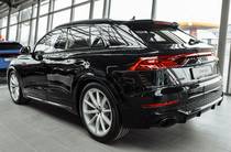 Audi RS Q8 Base