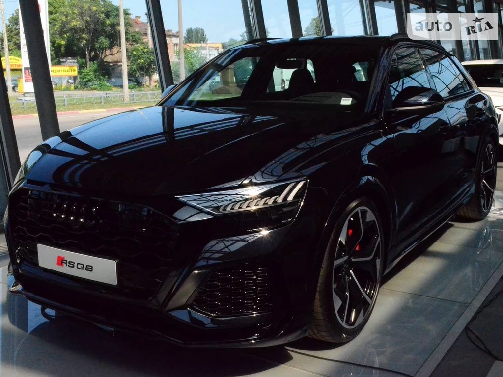 Audi RS Q8 Base