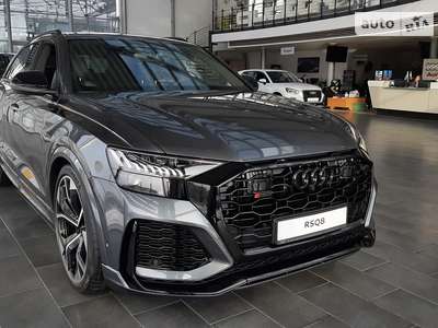 Audi RS Q8 2023 S-Line