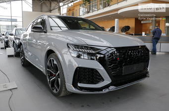 Audi RS Q8 2023 S-Line