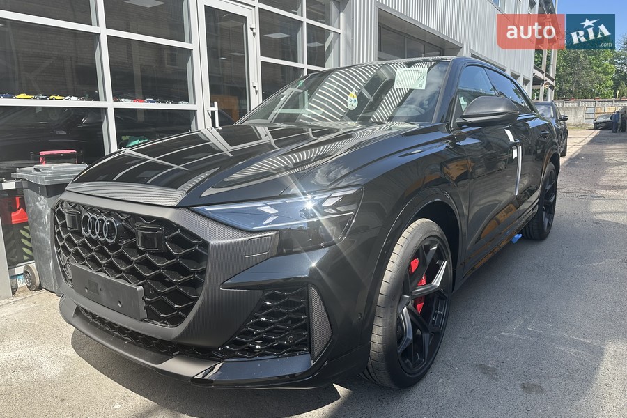 Audi RS Q8 - фото 27