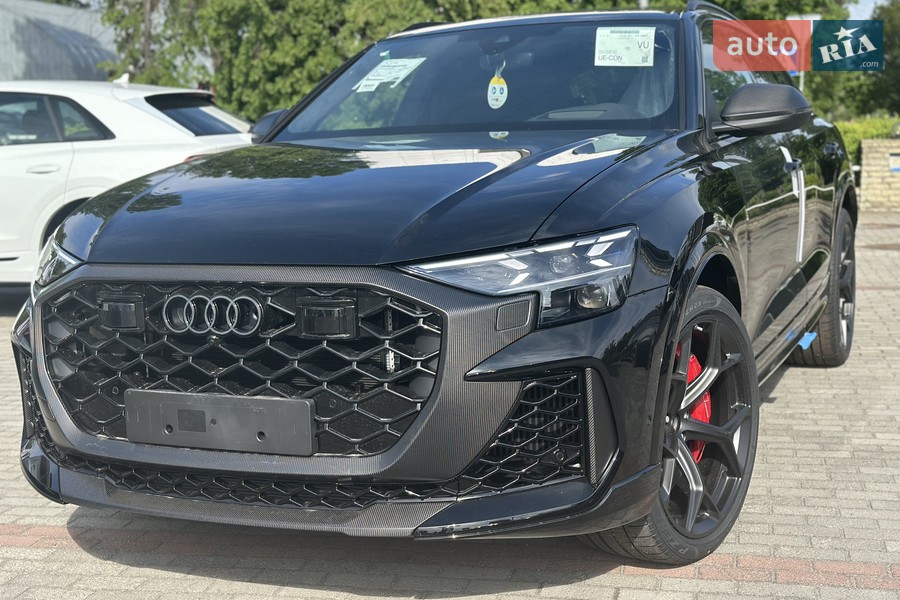 Audi RS Q8 - фото 32
