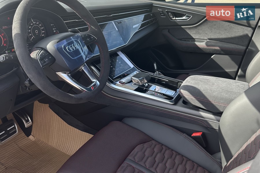 Audi RS Q8 - фото 41