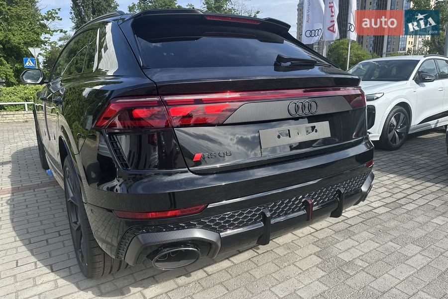 Audi RS Q8 - фото 44