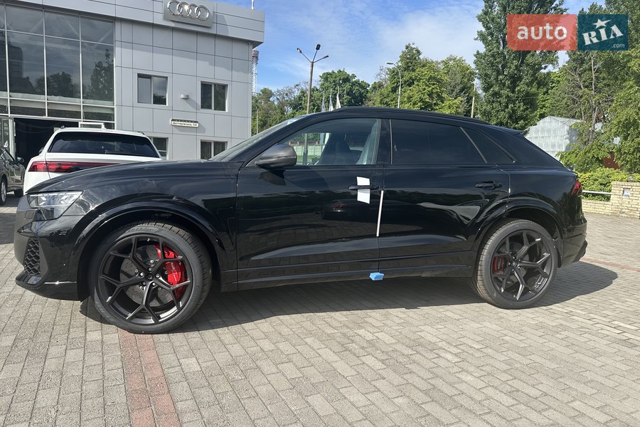 Audi RS Q8 - фото 46