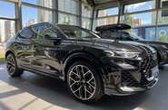 Audi RS Q8 - фото 3