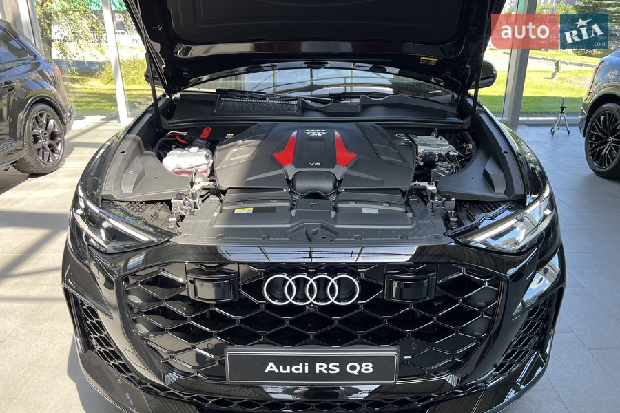 Audi RS Q8 - фото 38