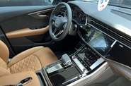 Audi RS Q8 - фото 19