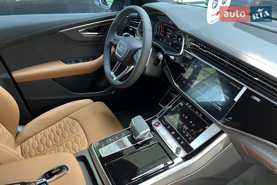 Audi RS Q8 - фото 19