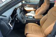 Audi RS Q8 - фото 34