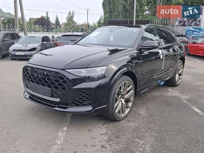 Audi RS Q8 2025 S-Line
