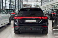 Audi RS Q8 S-Line