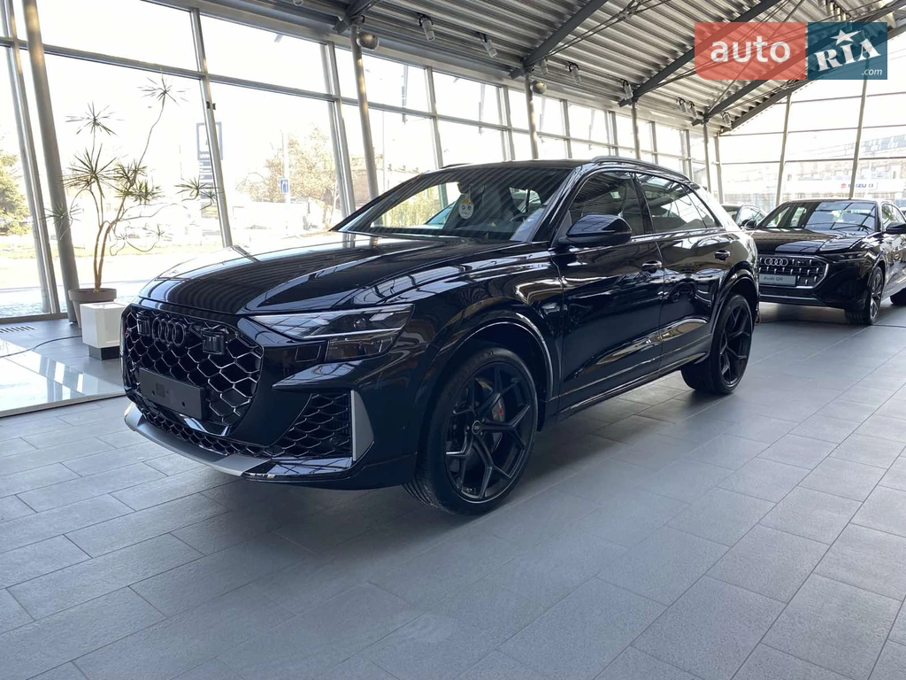 Audi RS Q8 S-Line