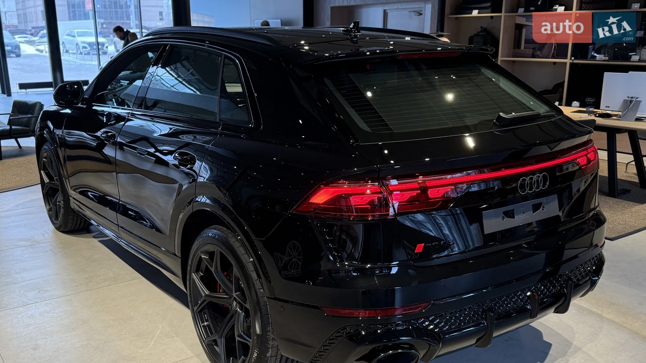 Audi-7