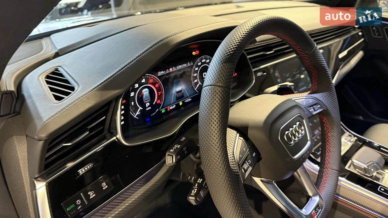 Audi-32