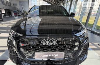 Кросовер-купе Audi RS Q8 2026 в Київ