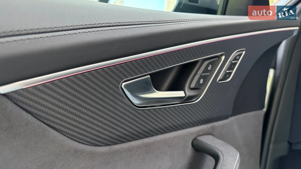 Audi-0