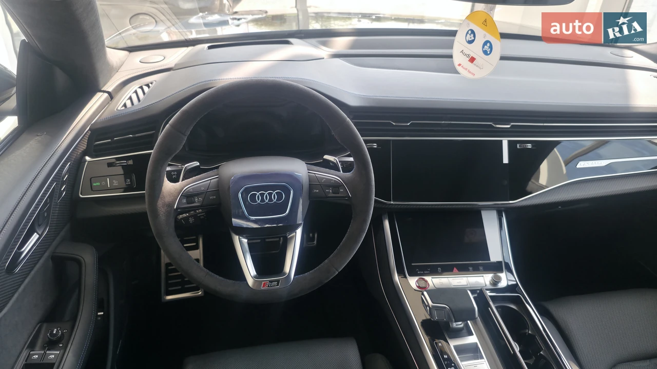 Audi-0