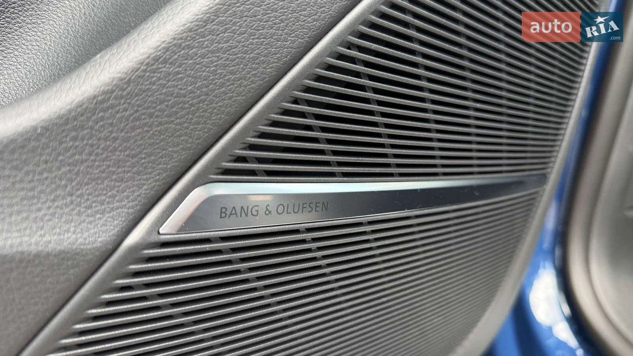Audi-21