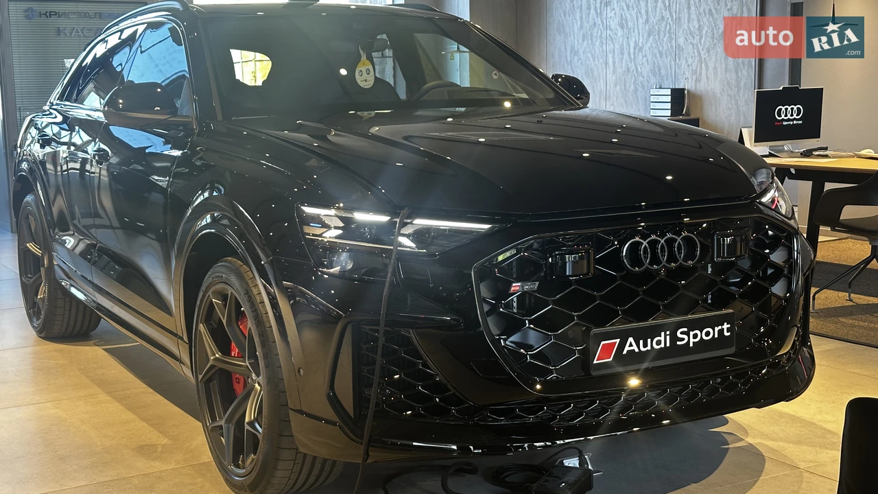 Audi-0