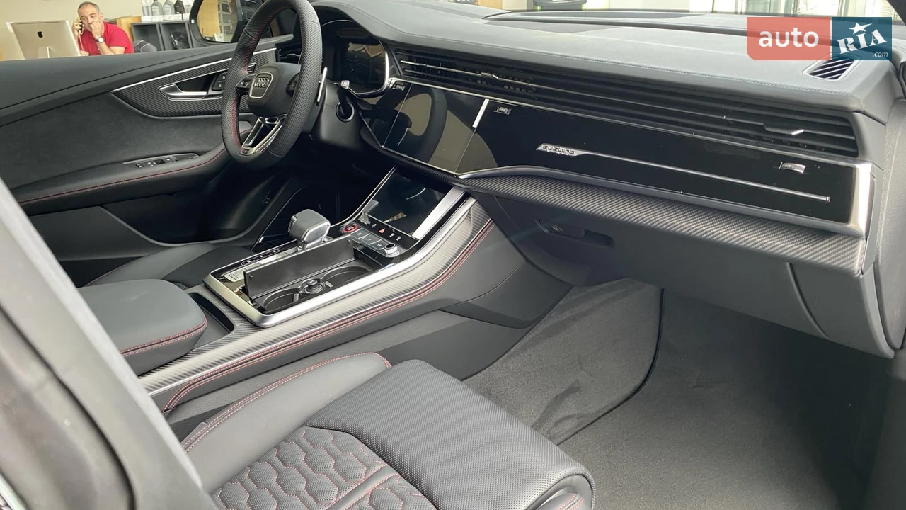 Audi-24