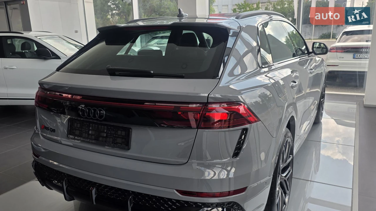 Audi-6